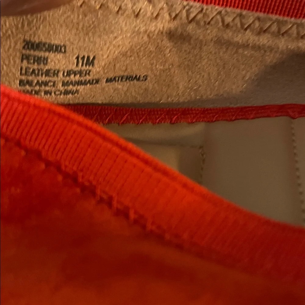 Kelly & Katie Bold Orange Suede Flats Size 11M‎